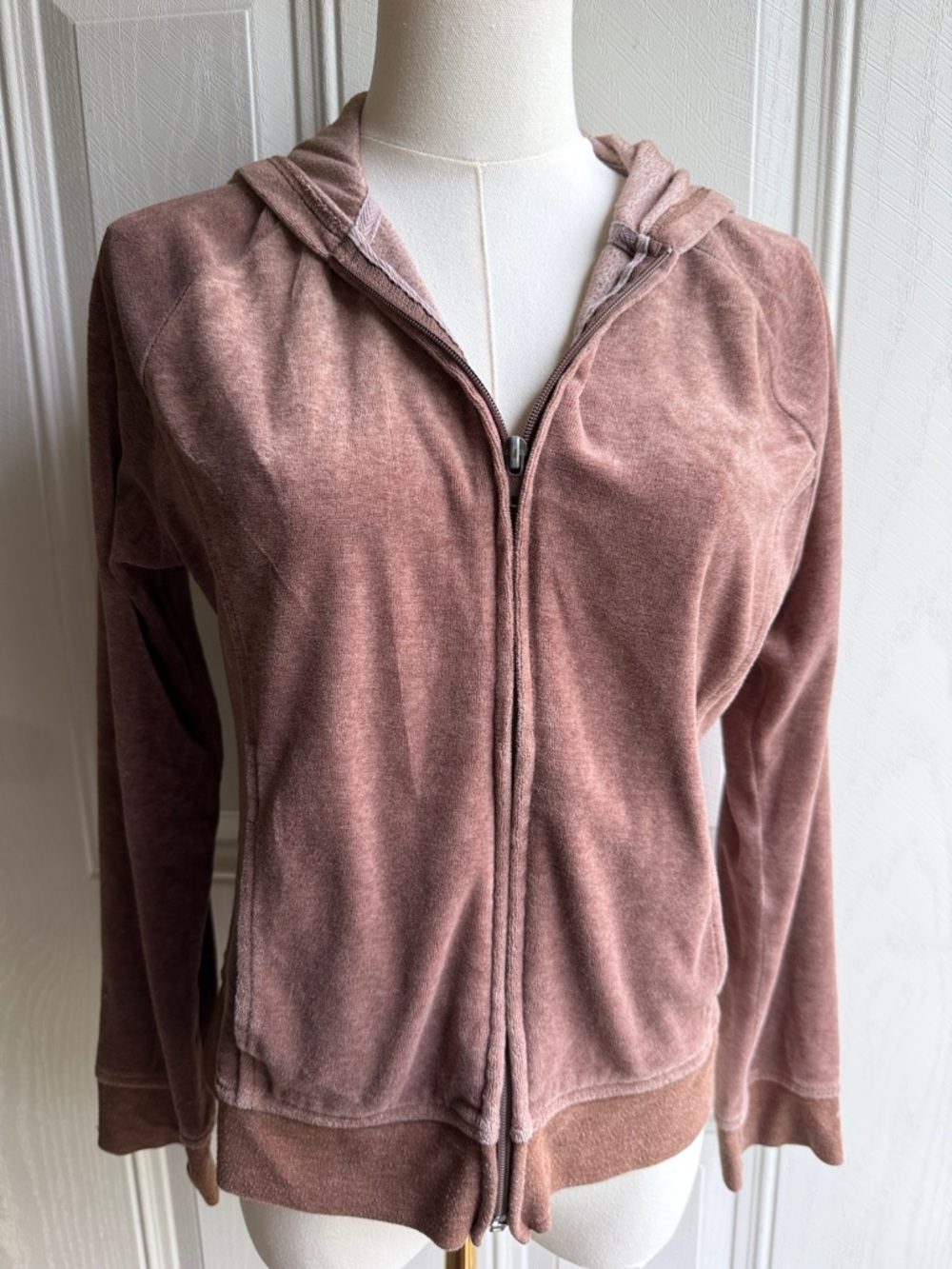 Y2K SO.. Plush Zip-Up Festival Hoodie in Light Brown Size L